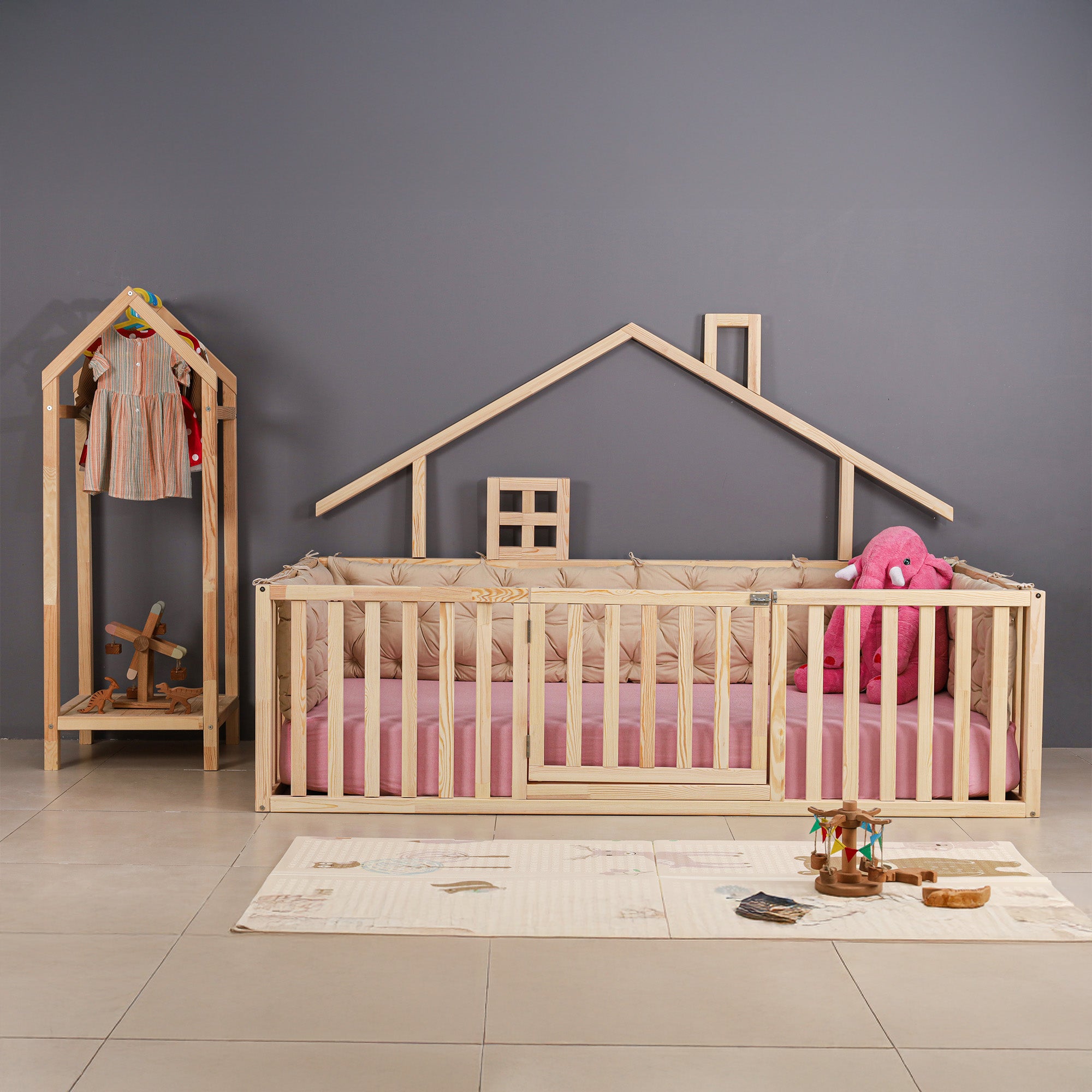 Kora - Montessori Playhouse Floor Bed with Gate
