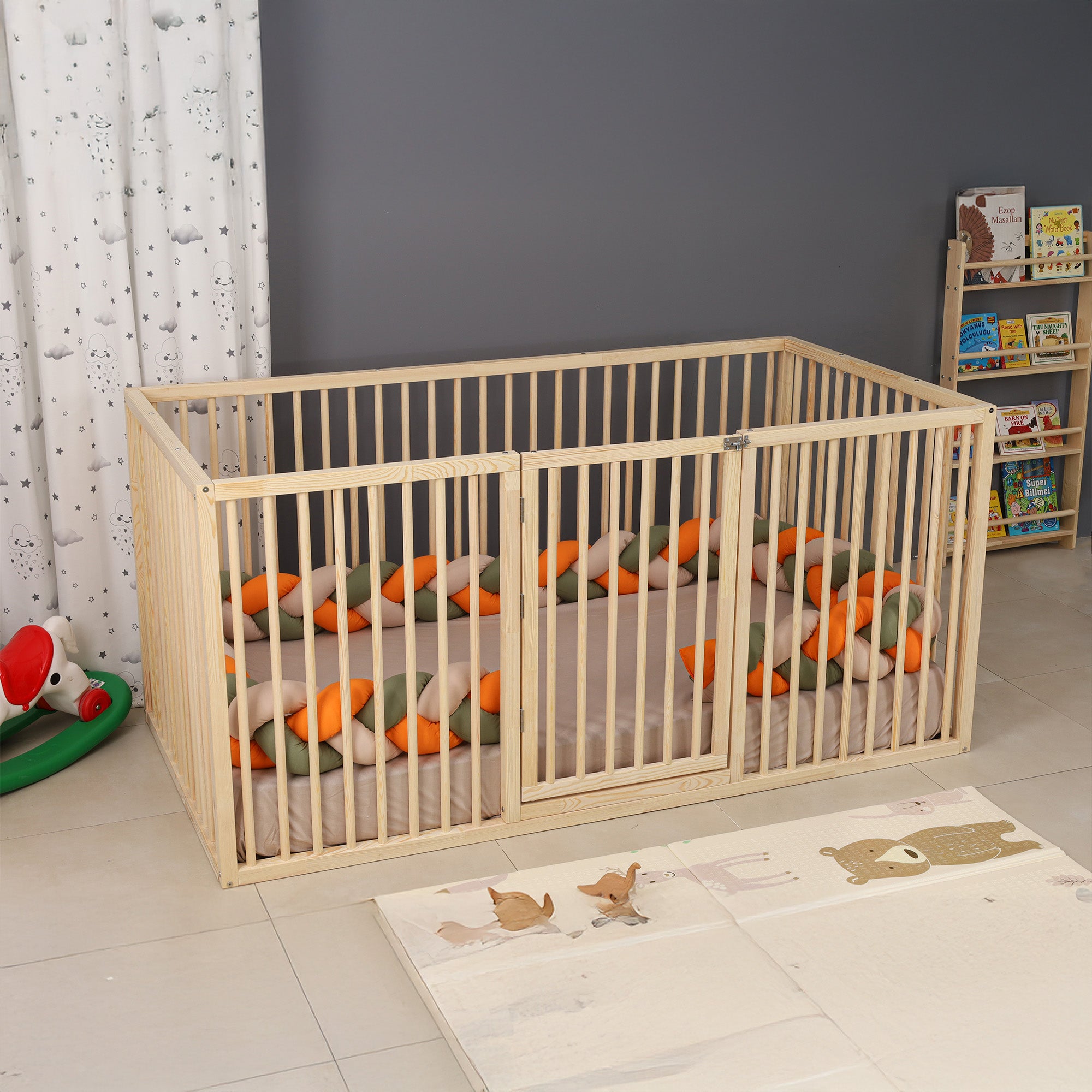 Era - Montessori Floor Bed with High Cylindrical Railings and Gate